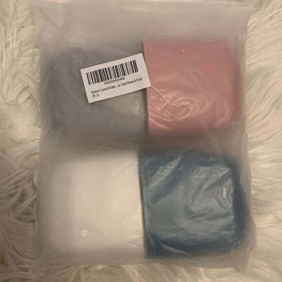 Set of four remote controllers - Picture 2 of 5